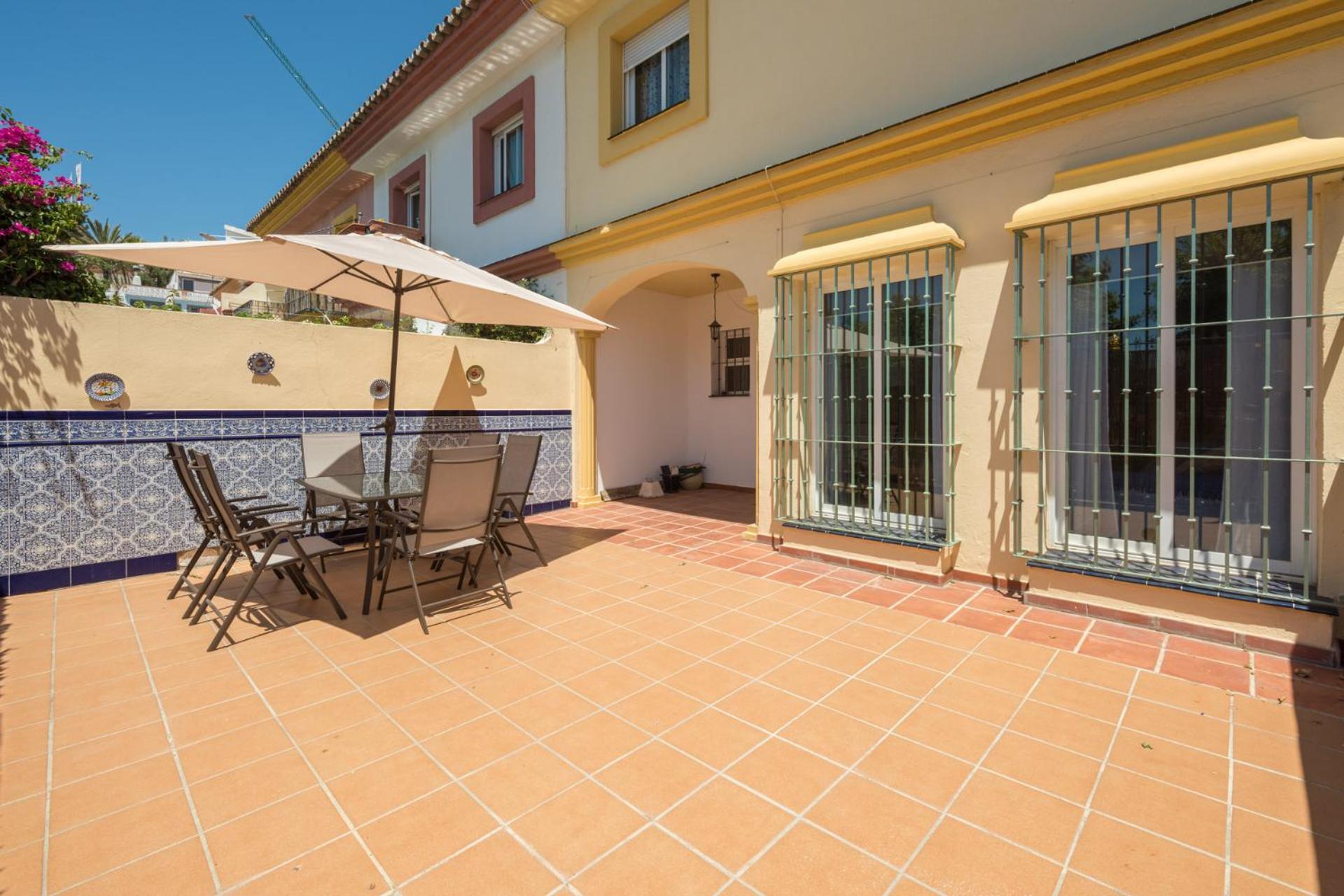 Castillo Sohail Townhouse Near The Beach By Costarentals - Ref 101 Fuengirola Eksteriør bilde