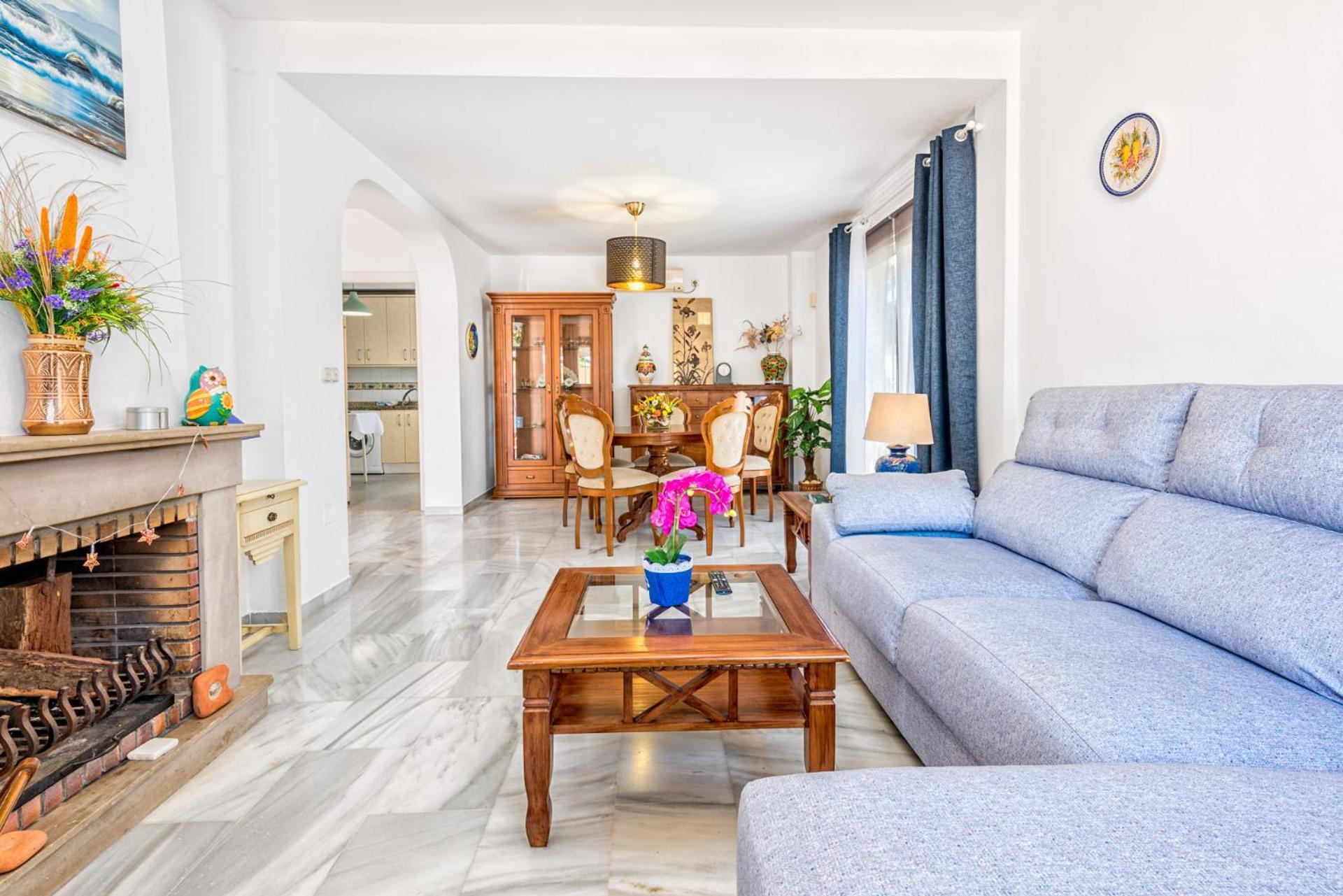 Castillo Sohail Townhouse Near The Beach By Costarentals - Ref 101 Fuengirola Eksteriør bilde