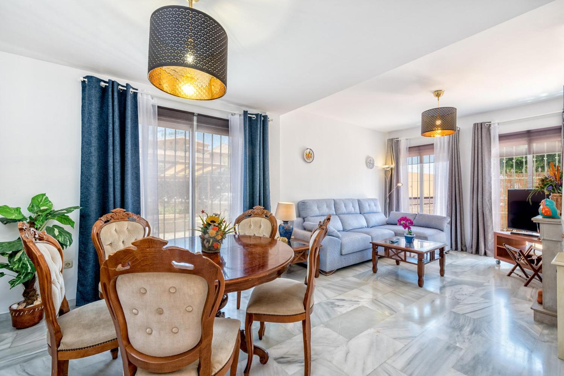 Castillo Sohail Townhouse Near The Beach By Costarentals - Ref 101 Fuengirola Eksteriør bilde